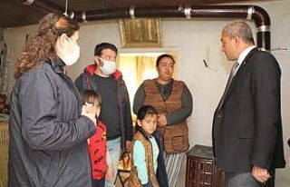 Başkan Kaplan’dan evi yanan aileye yardım eli