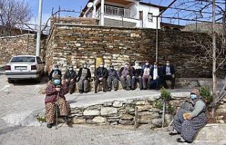 Başkan Kayda, mahalleleri gezip sorunları yerinde...