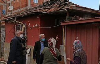 Başkan Kılıç’tan evi yanan yaşlı kadına destek