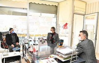 Başkan Köse, esnafı dinliyor