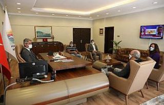 Başkan Oktay, yüzücüleri ağırladı