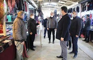 Başkan Soykan, tedbirler konusunda esnafa uyarılarda...