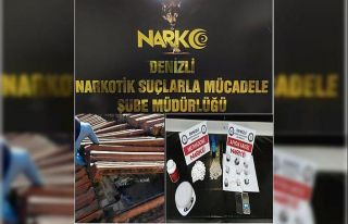 Baskınına karşı saklanan uyuşturucu polisin dikkatinden...