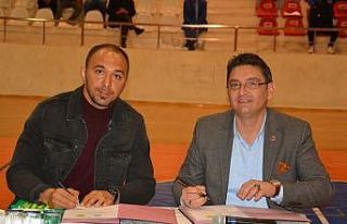 Başpehlivan Ali Gürbüz, Korkuteli Belediyesi’ne...