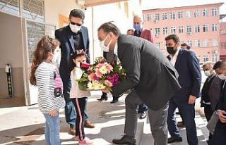 Baybatur’dan okullara ziyaret