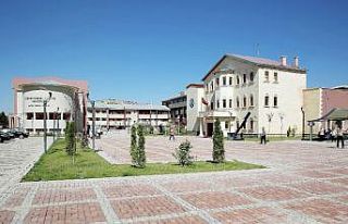 Bayburt Üniversitesi için rektör adaylığı başvuruları...
