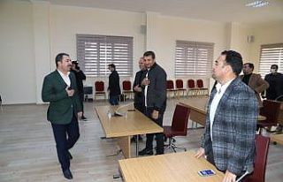 Baydilli müteahhitlerle bir araya geldi