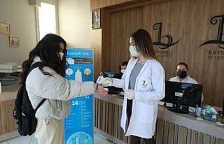 BAYSEM’de öğretmenler öğrencileri hijyen paketleriyle...