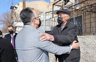 Belediye Başkanı Savran 350 Evler Mahallesinde vatandaşlarla...