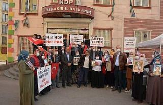 Belediye başkanlarından Diyarbakır annelerine ziyaret