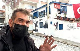 Beşiktaş aşkını evinin duvarlarında sergiliyor