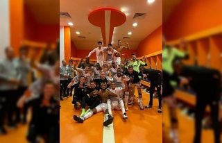 Beşiktaş’tan galibiyet pozu