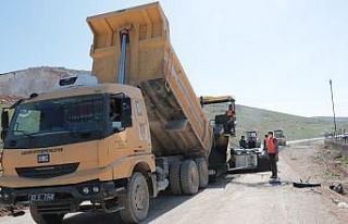 Beyazgül yol çalışmalarını yerinde inceledi
