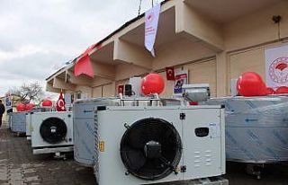 Bingöl’de üreticilere süt soğutma tankı dağıtıldı