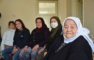 Bir asırlık ömrünü huzur ve sağlıklı beslenmeye...