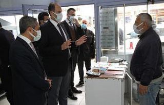 Bismil Kaymakamı Türkmen, korona virüs denetimlerine...