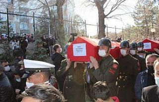 Bitlis şehitleri Ankara’da Cebeci Şehitliği’ne...