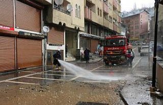 Bitlis’te tıkanan kanallar açıldı