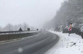 Bolu Dağı’nda kar yağışı başladı