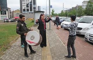 ’Boşandım’ diye davul zurna çaldırdı, şimdi...