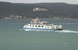 Bozcaada ve Gökçeada seferlerine fırtına engel