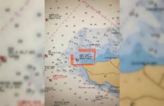 Bozcada açıklarında kargo gemisi karaya oturdu