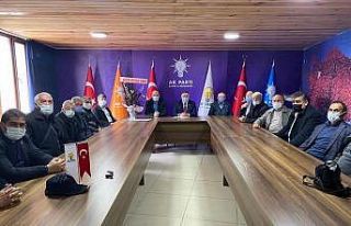 Bozüyüklü muhtarlardan AK Parti’ye ziyaret