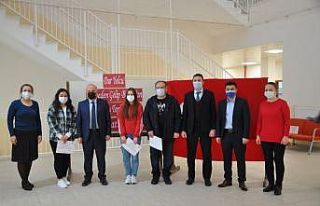 Bozüyük’ten 3 okul TÜBİTAK yarışmasında bölge...