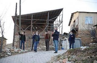 Bu köy, 3 ilin ortasında ama telefonlar çekmiyor,...