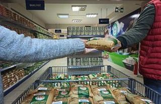 Bu markette para değil puan geçiyor