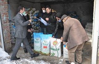 Bulanık’ta çiftçilere yonca tohumu dağıtımı