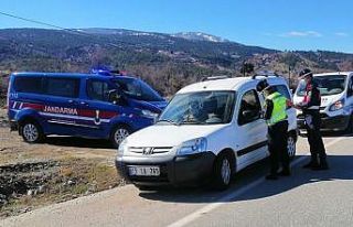 Burdur’da 75 araç sürücüne 57 bin 860 TL ceza