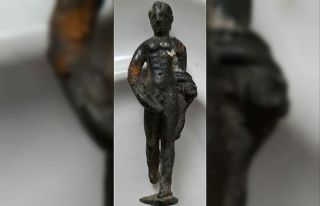 Bursa’da 100 bin dolarlık heykeli satmaya çalışırken...