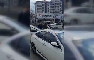 Bursa’da omuz atma tartışmasında yumruklar havada...