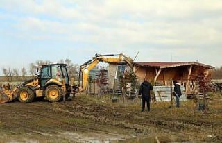 Büyükçekmece’de içme suyu havzasına yapılan...