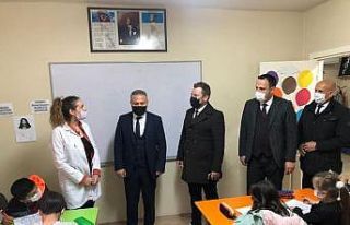 Büyükşehir ekiplerinden Sarıgöl ve Salihli’deki...