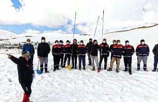 Büyükşehir ekiplerine karla mücadele eğitimi