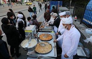Büyükşehir’den Miraç Kandili’nde lokma ikramı