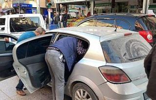 Çaldığı araçla kent merkezinde gezerken yakalandı
