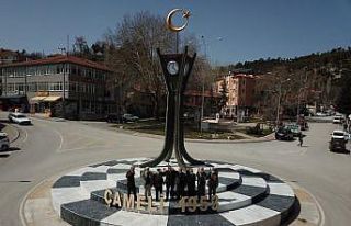 Çameli’ye ay yıldızlı yeni saat kulesi