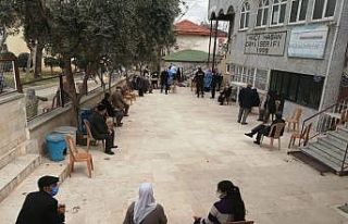 Camiler şifahane oldu