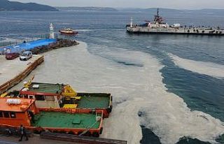 Çanakkale Boğazı’ndaki müsilaj balıkçıların...