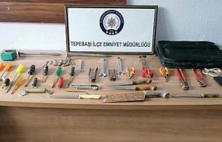 Çantasından çıkanlar hayrete düşürdü