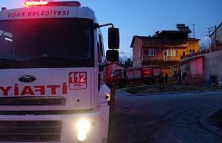 Çatı yangını paniğe neden oldu