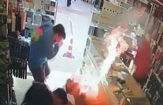 Cep telefonu bataryası bomba gibi patladı