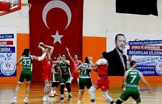 Çeşme Kadın Basketbol Takımı play-off hedefine...