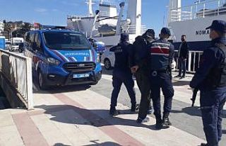 Çeşme’de yabancı bayraklı yatta 51 düzensiz...