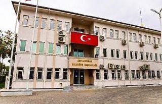 Ceylanpınar’da belediye binası Adalet Sarayı...