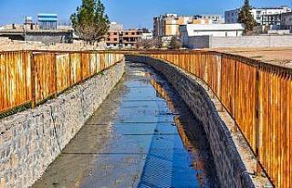 Ceylanpınar’daki Antep Deresi temizleniyor