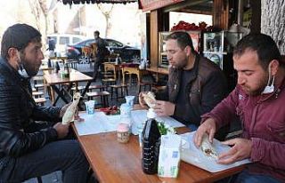 Ciğerci esnafının yüzü güldü